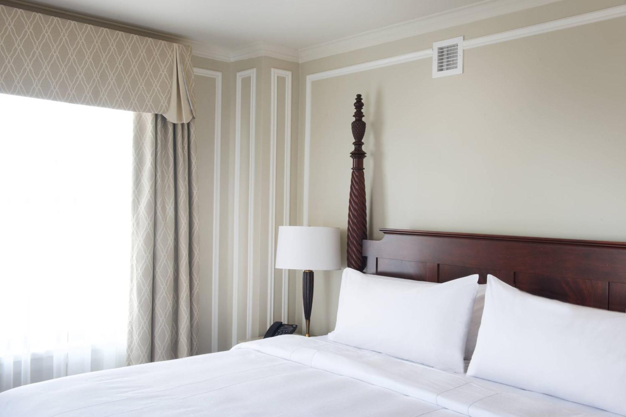 Marriott Syracuse Downtown Hotel Exterior foto